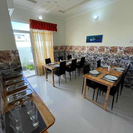 Ocean Waves Inn Gaafaru Экстерьер фото