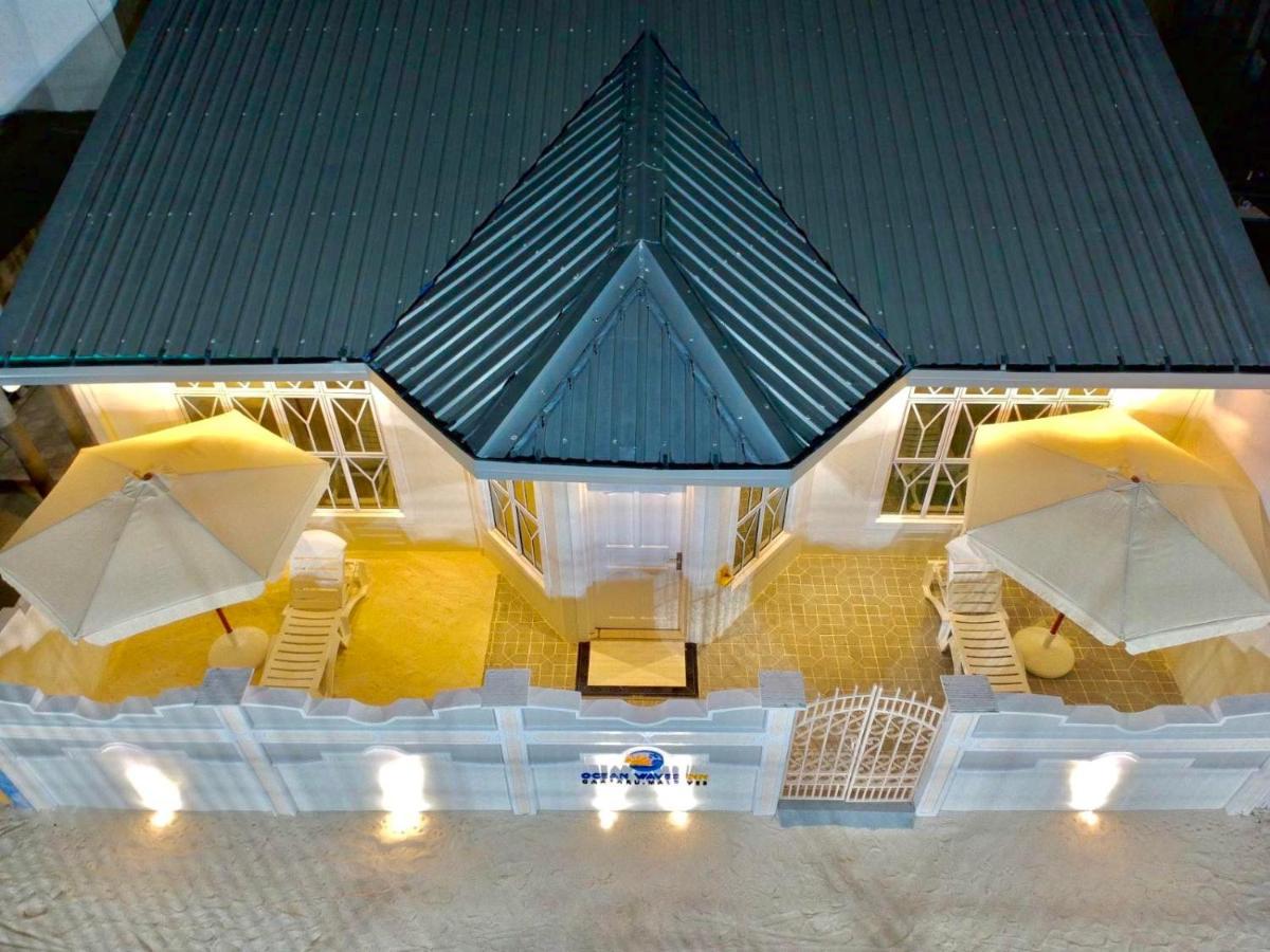 Ocean Waves Inn Gaafaru Экстерьер фото